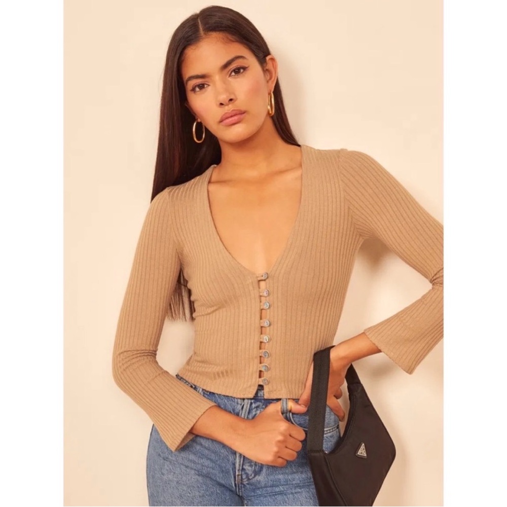 Reformation Gellar Knit Top In Buff Size Small